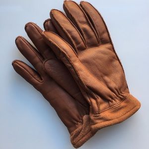 NWOT. J. Crew men’s leather gloves in cognac.